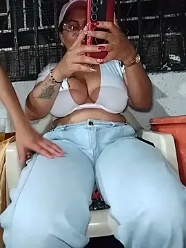 Katy_9523 webkamerás műsora