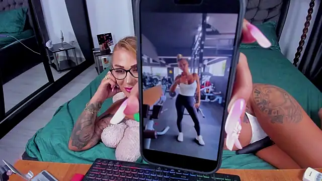 Nicol2Naya Webcam-Show