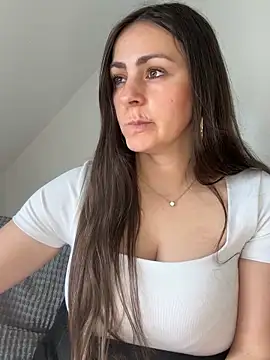 Loella-Rose Webcam-Show