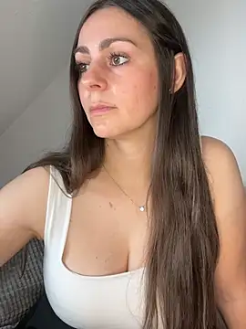 Loella-Rose Webcamshow