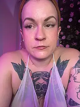 quinnmariexo Show in webcam