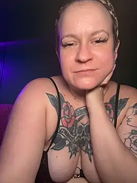 quinnmariexo's Webcam Show