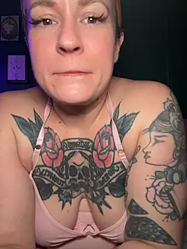 quinnmariexo – live chatrum