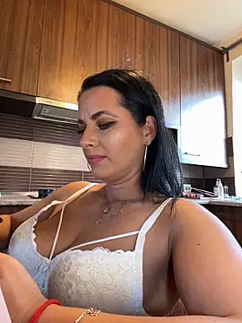 Hotmomcheckk_ Live XXX-Chat