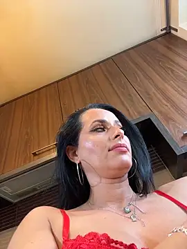 Hotmomcheckk_'s Webcam Show