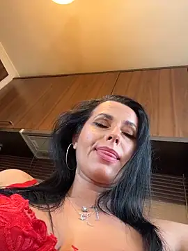Hotmomcheckk_ Webcam-Show