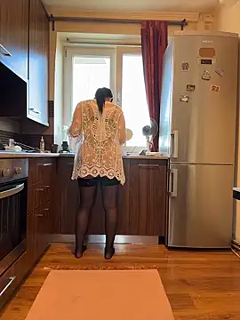 Hotmomcheckk_ Webcam Show