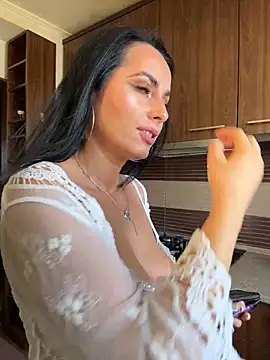 Show Webcam de Hotmomcheckk_