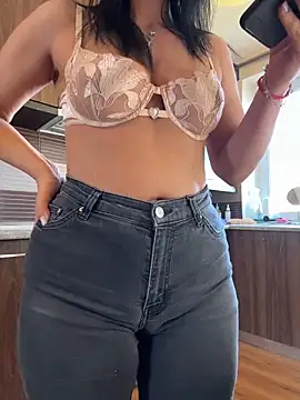 Show Webcam de Hotmomcheckk_