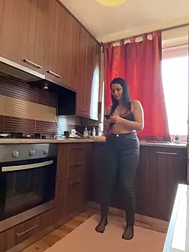 Hotmomcheckk_'s Webcam Show