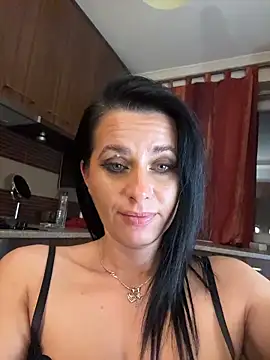 Webkamerová show Hotmomcheckk_