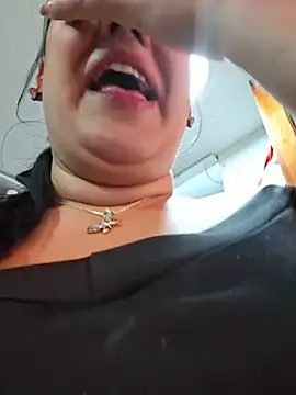 Sophie-hatter's Live XXX Chat