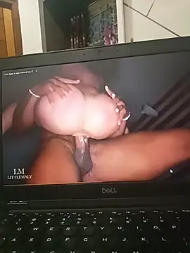 Show modela TeluguBlackDick na web-kameri