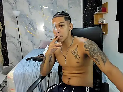 slim_master12's Webcam Show