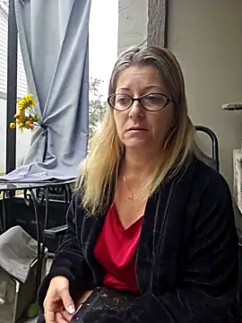 Pokazy przed kamerką – NikkiBlisss