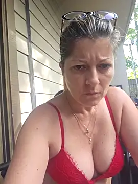 Pokazy przed kamerką – NikkiBlisss