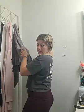 NikkiBlisss' Webcam Show