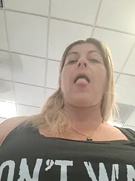 NikkiBlisss – live chatrum