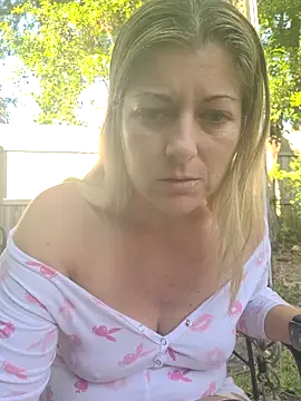 XXX chat uživo modela NikkiBlisss