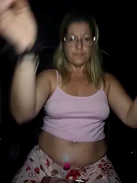 NikkiBlisss live-chat rom