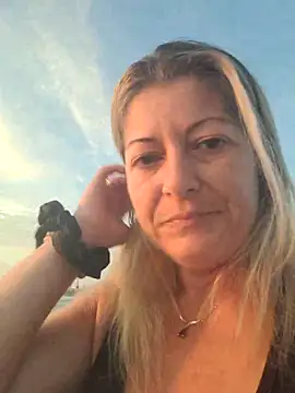 NikkiBlisss' Live XXX Chat