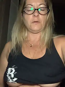 NikkiBlisss 라이브 XXX 채팅