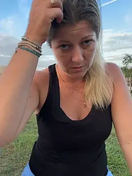 NikkiBlisss' Webcam Show
