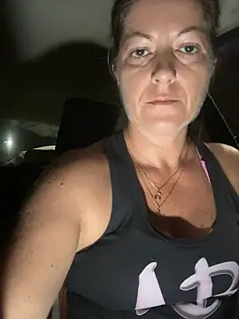 NikkiBlisss Chat XXX live