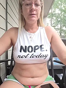 NikkiBlisss Show Webcam