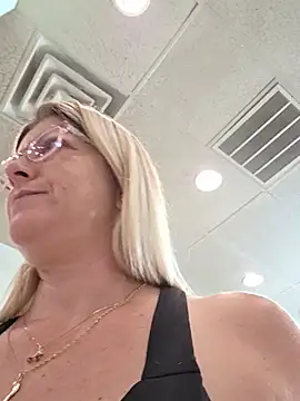 NikkiBlisss' Webcam Show