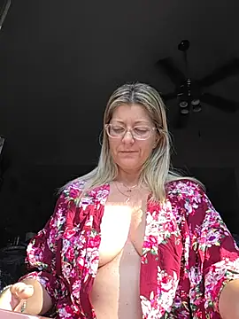 NikkiBlisss' Webcam Show