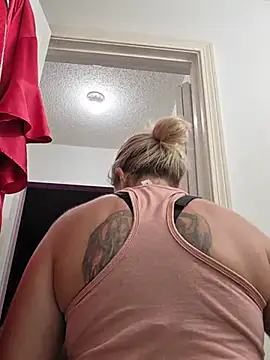 NikkiBlisss Chat XXX live