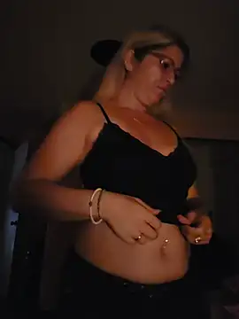 NikkiBlisss Chat XXX in diretta