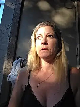 NikkiBlisss' Webcam Show