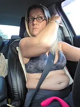NikkiBlisss Шоу с уебкамера