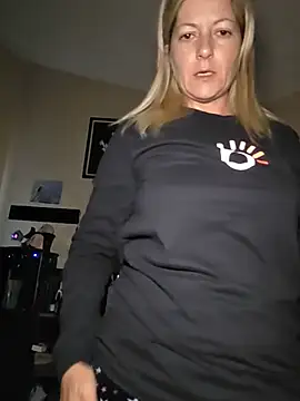 NikkiBlisss' Webcam Show