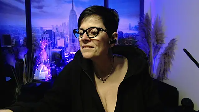 ninarandmann Chat XXX in diretta