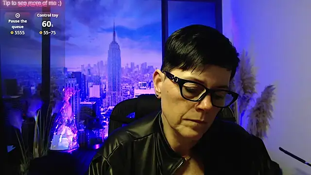 ninarandmann's Live XXX Chat