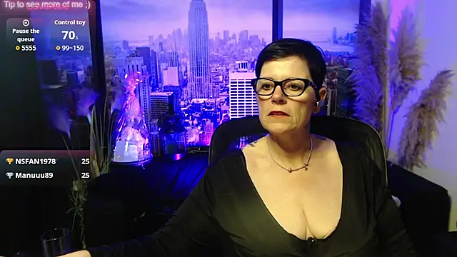 ninarandmann 在線直播表演