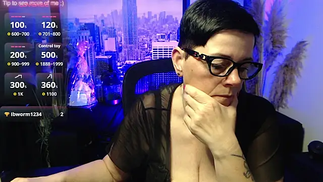 Chatroom XXX en direct de ninarandmann