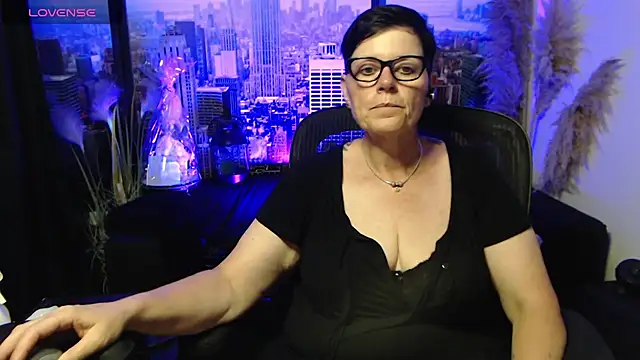 ninarandmann's Live XXX Chat