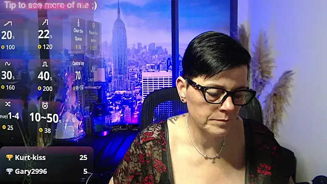 ninarandmann's Live Sex Cam Show