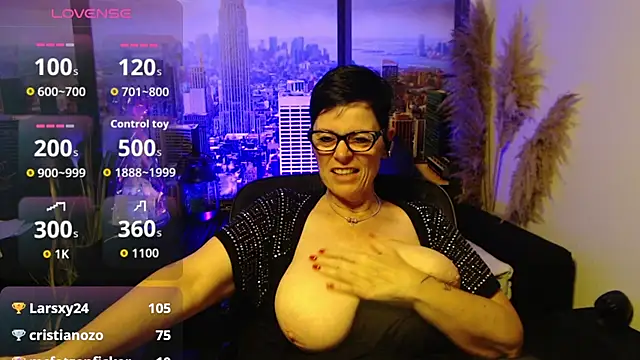 Chat +18 de ninarandmann ao vivo