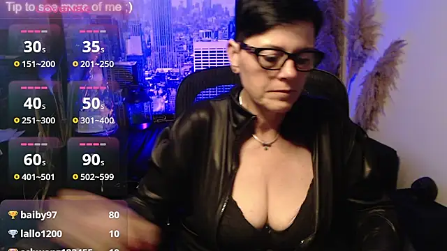 Show modela ninarandmann na web-kameri