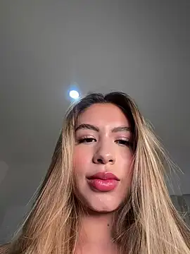 _laura_02 Live XXX Chat