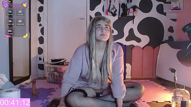 Show de hi_elora na webcam