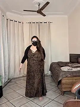 SEXY-Sardarni Chat XXX live