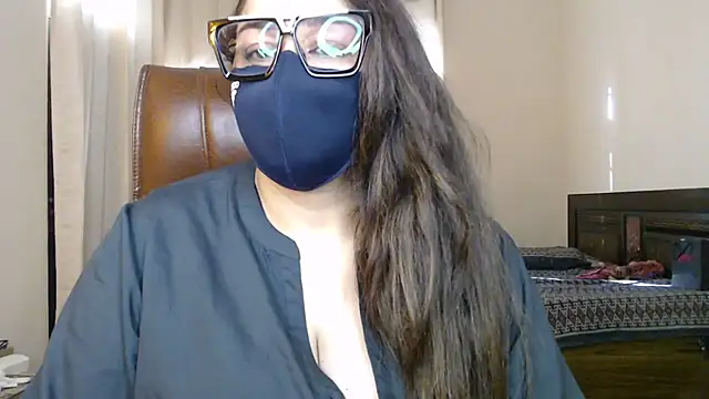 Chat XXX ao vivo de SEXY-Sardarni