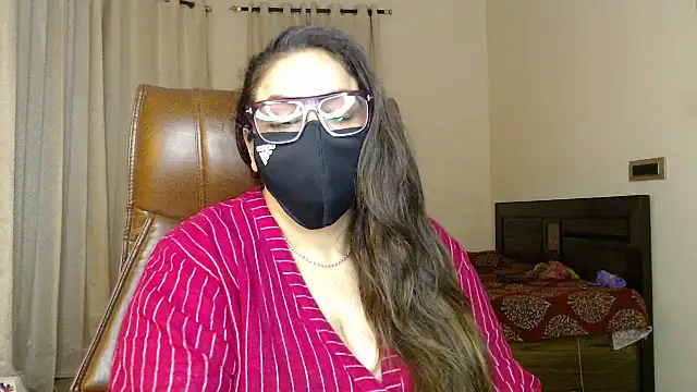 XXX chat uživo modela SEXY-Sardarni