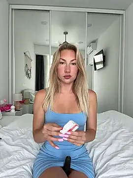 LuisaBecker Adlı Modelin Web Kamerası Şovu